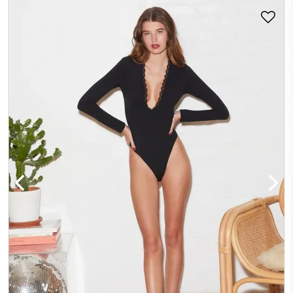 🎄NWT Fleur du Mal Margo Lace Long Sleeve Bodysuit - Picture 1 of 9